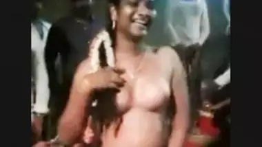 Seksivdio - Indian Transgender Nude Dance In Public indian amateur sex