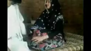 Pakistani Sexy Massage - Amateur Pakistani Punjabi Village Girl With Her indian amateur sex