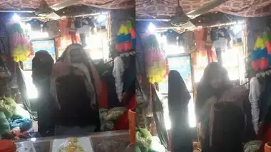 380px x 214px - Pakistani Shop Owner Having Sex With Two Customers indian amateur sex