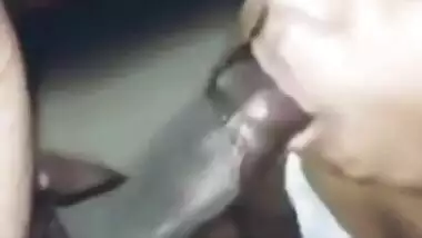 Desi cute girl sucking lover cock