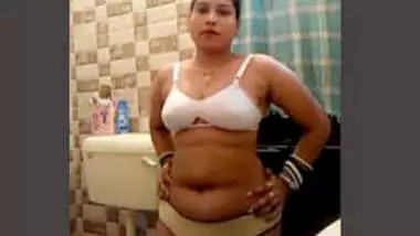 380px x 214px - New Nepali Girl Bathroom Open Bathing Video indian porn movs at  Indianhardtube.com