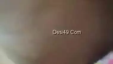 Naked Desi bombshell gently massages her XXX vagina in the bedroom