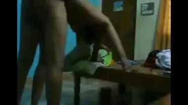 Desi couple’s hot fucking video