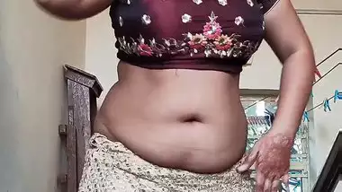 Rakhi Ke Sath Chudai - Rakhi Pandey In Ultra Low Waist Skirt Showing Deep Navel indian amateur sex