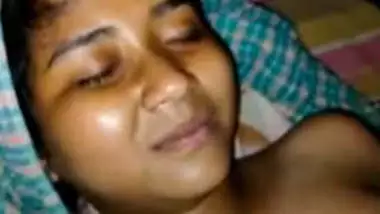 380px x 214px - Hot Assamese Beautiful School Girl First Time Seal Broken Fucking Scene  Blood Bleeding indian porn movs at Indianhardtube.com