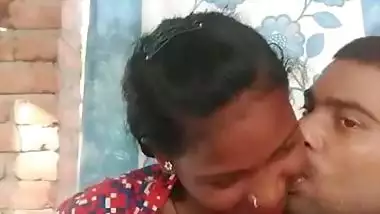 Dehati desi lovers ki nipple fondling romance video