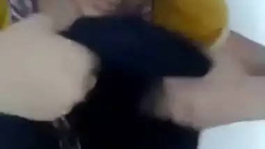 Bengali desi XXX girl gets her pussy fucked by her boyfriend MMS