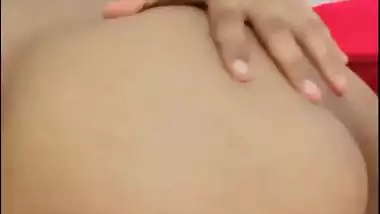 Desi sex videos of a guy fucking a milf and her daughter