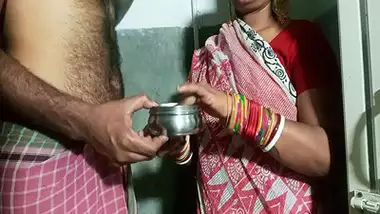 Sasur And Hot Bahu Ki Xxx - Indian Sasur Bahu Sex Video From The Bathroom indian amateur sex