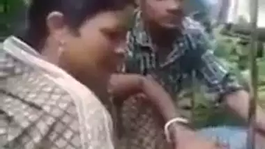 Xxxsex Gondi - Bengali House Wife Outdoor Xxx Sex Mms indian amateur sex