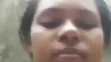 Bangladeshi bhabhi pissing in bathroom video