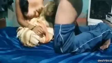 Desi wife sucking deepthroat and fucking 2 video clip
