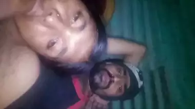 Local desi lady sucking sex rod of BF