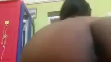Desi cute girl show her nude