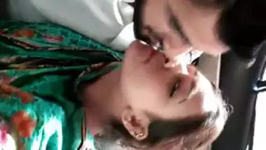 Paki Couple Kiss In Car indian amateur sex