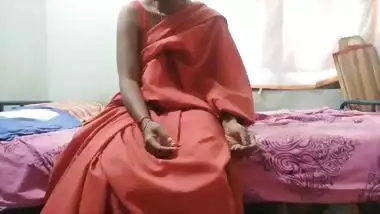 Indian hot couple fucking at room