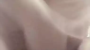 Paki GF Fingering Asshole