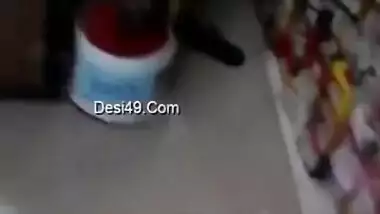 There are no customers and the Desi aunty flashes nipple in XXX video